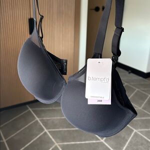 Sleek Black Women's Bra